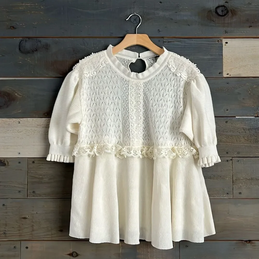 Zara Crochet Laced Knit Babydoll Top Size M Cream Short Sleeves